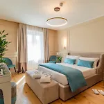 Trevi Imperial Suite 2